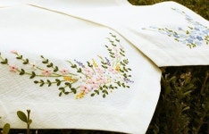 #야생화자수 #꿈소 #꿈을짓는바느질공작소  #자수 #자수타그램 #꽃자수 #embroidery #broderie #刺繍 #handembroidery... 