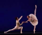 Ballet에 있는 빛나 김님의 핀