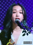 가수 신유미가 24일 오후 서울 용산구 한남동 현대카드 언더스테이지에서 열린 EP앨범 So Addicted to You(소 어딕티드 투 유) 쇼케이스... 