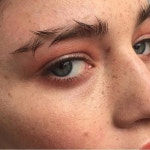 Beachwave your brows via @athenapaginton #browsonfleek #closeup #makeupartist #simplebeauty #freckles #makeupartist #makeupart #brows... 
