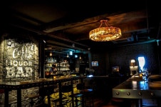 서울 이태원 세계음식특화거리 | Home decor, Decor, Liquor cabinet