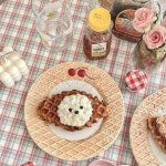 Food cravings에 있는 Maria Rosario님의 핀 | 디저트, 카페