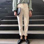 프롬더썬마켓 / 신혼부부 일상 on Instagram: “크림팬츠 😆 슬림피티, 크림팬츠가 인기 많아요 ! 기간이 짧아서 그런지 오픈하자마자... 