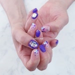 실물이 더더 이뻐요ㅠㅠ #네일아트 #gelart #연희동네일샵#젤아트 #속눈썹연장 #Heres nail #글리터그라데이… (With images)... 