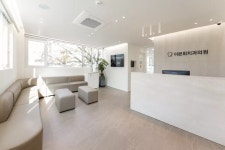 이문휘치과 | indfff | 인디에프디자인 - 2023 | 인테리어, 리셉션 디자인, 디자이너