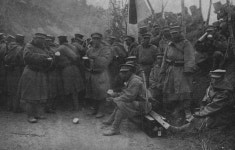 politics에 있는 성실님의 핀