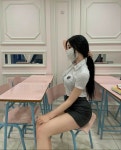Korea School Girls에 있는 핀