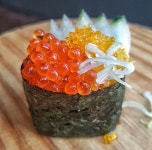 Pin de 용신 김 en 스시 (con imágenes) | Exquisito, Cocinero, Onigiris