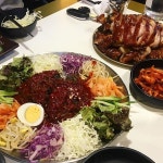 Cold noodles with pork | 국수, 쟁반