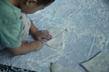 집에서 해보는 가루야 가루야 밀가루 체험놀이 - 2020 | 고사리, 탐색, 아이디어