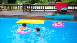 서울근교 가족여행  펜션이름 양평라고체험펜션 펜션주소 경기도 양평군 양평읍 원덕리 240-1 홈페이지 http://www.lagopension.co.kr... 