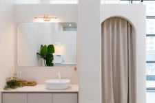 화이트톤의 깔끔하고 모던한 20평 속눈썹 전문 뷰티샵 인테리어 업체 | 인테리어, 아파트 인테리어, 뷰티 룸