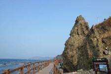 5월 포항추천여행 호미반도 해안둘레길, 장기유배문화체험촌, 포항풀빌라펜션 | Monument valley, Travel, Mount rushmore