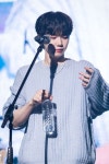 Hyunsang | 짧은 곱슬머리 헤어컷, 연예인, 여름