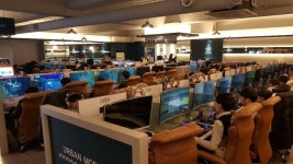 성공 PC방 창업! 언제나 고객이 끊이지 않는 샹떼PC방의 비결, 지금 상담 신청하세요 | 상담, 배경화면, 배경