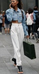 Pin de 정미 김 em 패션 | Jaqueta jeans cropped, Streetwear, Jaqueta jeans