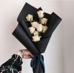 Pin de 홍지은 en 꽃집 (con imágenes) | Arreglos florales para hombre, Arreglo floral rosas, Arreglos de rosas