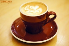 프리미엄 디저트 카페~ 홍대 코코브루니 (With images) | Korean cafe, Korean tea, Cafe