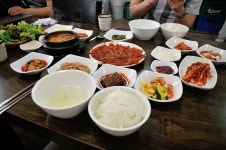용당동 진양 연탄 석쇠 불백 시골정식 (มีรูปภาพ)