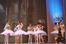 Ballet에 있는 유진 김님의 핀