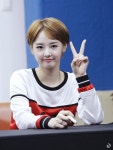 160813 소나무 [뉴썬 New Sun] | Rapper, Peace gesture, Peace