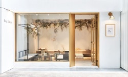 DSEN | DRY SALON on Behance | 소매점 디자인, 인테리어, 창문 디자인