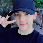 추석때 바다 다녀오고 회도 먹었어요ㅎㅎㅎ🐻 스테이도 추석 잘... 우진 #즐거운추석ㅎ #바다 #다녀왔어요! #스테이는요?ㅎㅎ | Fandom, Kpop