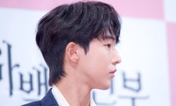 A menz에 있는 은영 장님의 핀 | 남자 짧은 머리, 남자 머리, 남자 긴 머리