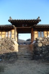 전통한옥의 취옹예술관과 약선요리 Traditional Korean style Chiong art gallerie & medical food 석이당..... 가평의 축령산에 위치한... 