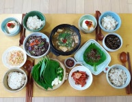 있다 해결은 흐르는 시간에 맡기기로 했어요...😢 집밥은 계속 먹었는데 대충 챙겨먹다 오늘은 반찬 좀 했어요~ 장보러 가… - 2020 | 반찬