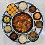 춘천닭갈비 맛집🙆🏻♀️ #인생식탁 (@localtable.co.kr )에서 주문한 #명물닭갈비 는 3대째... 오늘은 우리집이 #춘천닭갈비 맛집... 