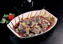 물고기는 동부 다시마 마늘 볶은 매운 국 샐러드 토마토 시원한 수박 메뉴 메뉴 사천 요리 중국 음식 오이 토마토 수박 국수 (2020) | Grill... 