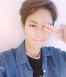 [희준]다들 모하나 밥먹나 맛있게 먹어여 좀따 브이앱에서 보자꾸나 #크나큰 #희준