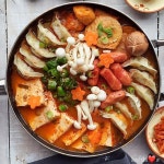 김치찌개를 만들려고 했는데 이것이 김치찌개도 아니고 부대찌개도… | Thức ăn, Nấu ăn