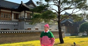 김호영, 스스로 놀란 요정 비주얼…바다 주머니에 쏘옥 - 2022 | 바다, 요정, 뮤지컬