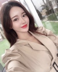 르미룸 on Instagram: “오늘 하루 순삭이다 정말😵 이제 좀 먹고 쉬어야지” | Women, Fashion, Ruffle blouse