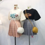 🍑건대프롬비🍑 on Instagram: “귀요미 개강룩 트윈❤️ . 🙈🙈 마치 이룩을 위해 만들어진거 같은 티셔츠랑 스커트 🌷 패턴 이며... 