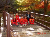 계룡산 에 소풍 나온  어린이들 과 선생님 .(이미지 포함) | 소풍, 선생님