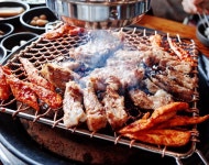 Instagram의 율 : 담다 🍵님: “춘천은 역시 닭갈비! 닭갈비는 역시 숯불이 짱맛 닭갈비보다 더덕이 더 맛있는건 함정!... 