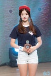 Ghim của #WeMe trên Eun Jin - 은진