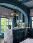 Pin by ✰ on 𝑽𝒊𝒃𝒆𝒔 (진동) ✰ | House design, Bars for home, Glass front cabinets