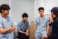 ปักพินโดย 영아 ใน BKPP