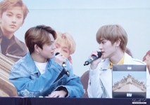 Pin oleh 나리서리봉 di NCT 2018