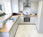 Pin by bitna on 인테리어 | Kitchen design open, Wood floor kitchen, Kitchen renovation