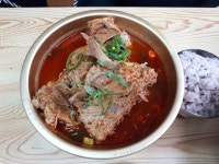 Instagram의 요리연구가 한명숙님: “낼 수업이 두개라 #성수동 이마트 성수점으로 장보러 갔다가 길건너 #뚝도시장 #서울맛집 #감자탕 #물냉면... 