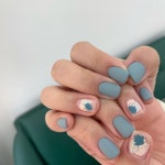 이쁜 등과 캔들받침을ㅜ 항상 행복하자요 우리는 우리로써 #띵콥돼지탑 #띵콥광탑 . 셀프케어 하지마세요 젤 억지로 뜯지마세요 손톱보다... 