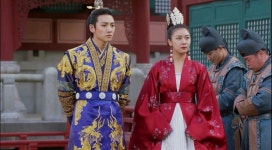 이현주 adlı kullanıcının 한복 panosundaki Pin | Moda