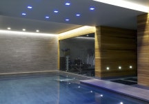 Guncast swimming pool | 호텔