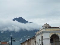 Antigua 안티구아에서 보이는 Volcan de Agua!!