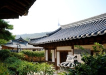 남산골한옥마을 (Namsangol Hanok Village)
